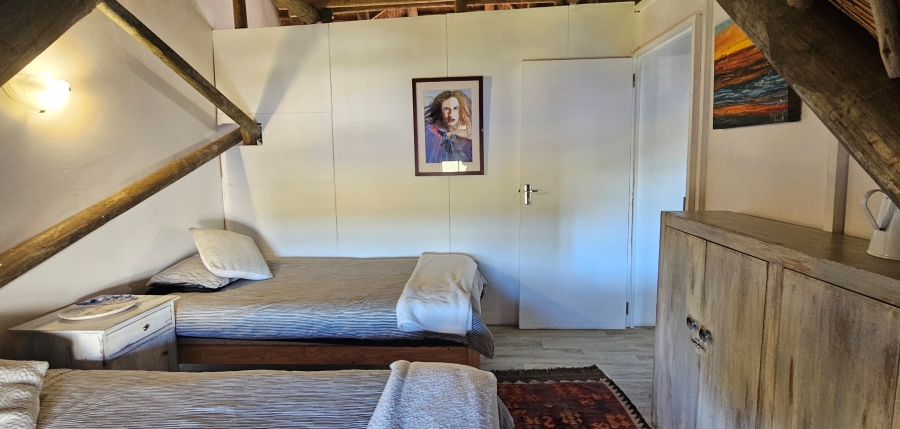 5 Bedroom Property for Sale in Stilbaai Oos Western Cape